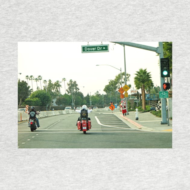 Santa Roaming LA Streets by bobmeyers